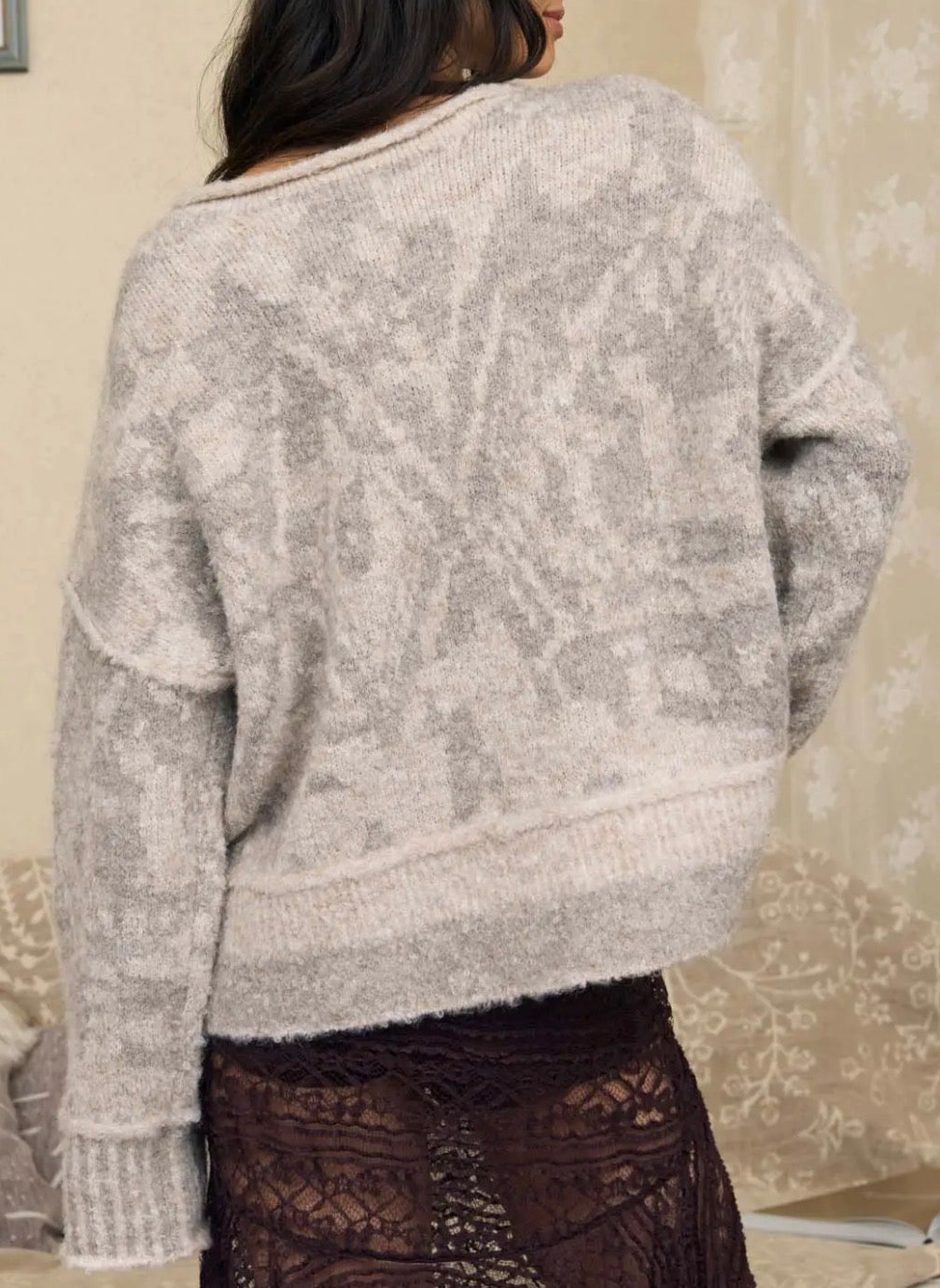 Heathered Geometric Print Raw Edge Knit Sweater